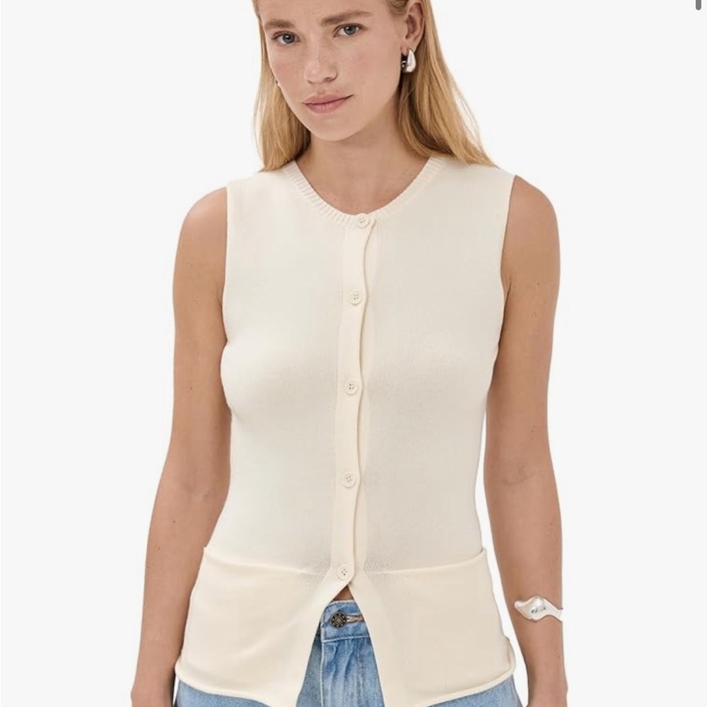 Lioness Sleeveless Cream Button-Up Cardigan